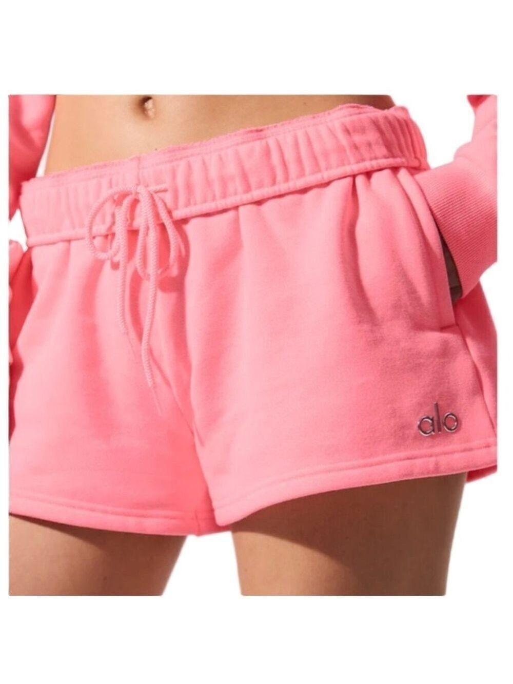 Alo Yoga Neon Bubblegum Pink Accolade Athletic Shorts tenniscore